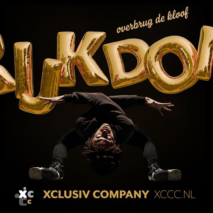 Affichebeeld van Xclusive Company met daarop in gouden folieballonnen geschreven de tekst Rijkdom en een  danser in een hiphop houding daaronder. 